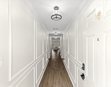2224 Still Bend Ln Lane - Photo Thumbnail 4