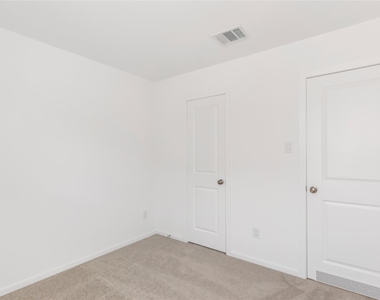 917 Capracotta Drive - Photo Thumbnail 8