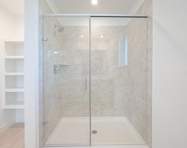 4303 Whitefish Lane - Photo Thumbnail 20