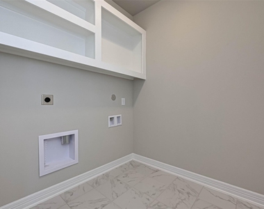 3433 Acacia Grove Ln - Photo Thumbnail 9