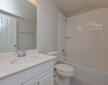 3433 Acacia Grove Ln - Photo Thumbnail 19