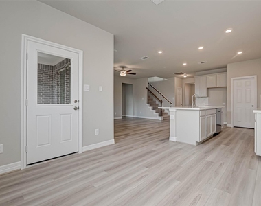 3433 Acacia Grove Ln - Photo Thumbnail 8