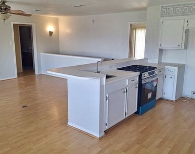 19 N White Heron Drive - Photo Thumbnail 4