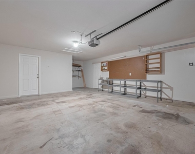 9631 Highland Pointe Drive - Photo Thumbnail 36