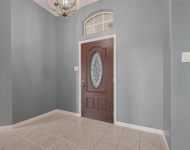 9631 Highland Pointe Drive - Photo Thumbnail 5