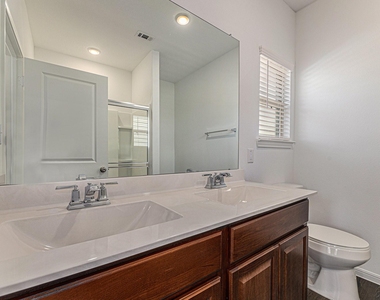 235 Pine Cavern Drive - Photo Thumbnail 4