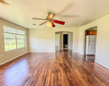 6310 Brookside Road - Photo Thumbnail 7