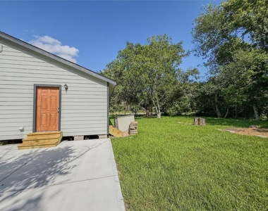 6310 Brookside Road - Photo Thumbnail 14