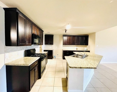 2918 Isla Gorge Court - Photo Thumbnail 12