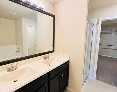 2918 Isla Gorge Court - Photo Thumbnail 15