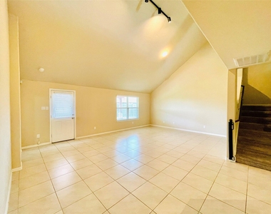 2918 Isla Gorge Court - Photo Thumbnail 23