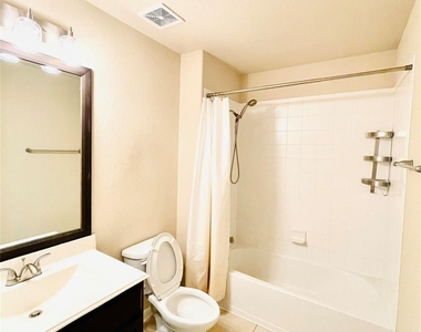2918 Isla Gorge Court - Photo Thumbnail 32