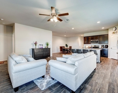 22635 Busalla Trail - Photo Thumbnail 5