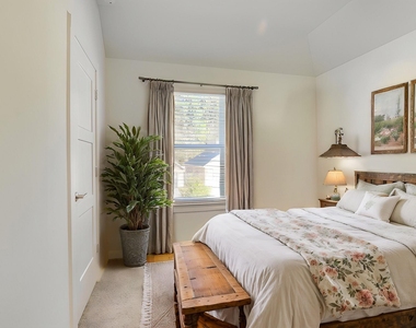1064 Dancing Feather Street - Photo Thumbnail 22