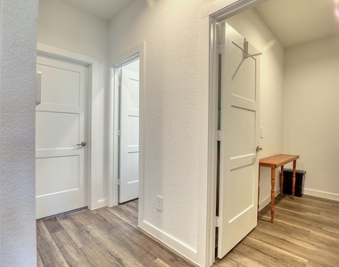 1064 Dancing Feather Street - Photo Thumbnail 11