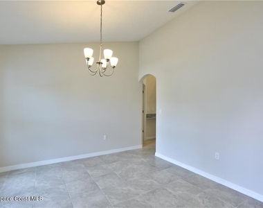 426 Lanfair Avenue - Photo Thumbnail 8