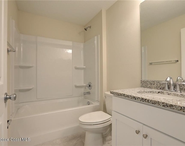 426 Lanfair Avenue - Photo Thumbnail 28