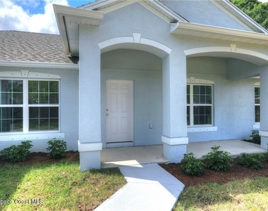 426 Lanfair Avenue - Photo Thumbnail 4
