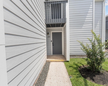 13151 Walden Road - Photo Thumbnail 2