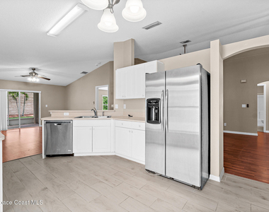 2467 Deercroft Drive - Photo Thumbnail 22