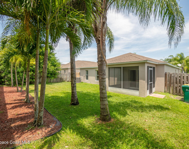 2467 Deercroft Drive - Photo Thumbnail 4