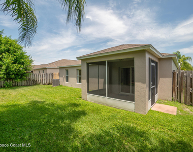 2467 Deercroft Drive - Photo Thumbnail 5