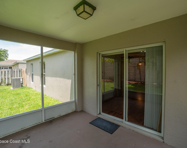 2467 Deercroft Drive - Photo Thumbnail 6