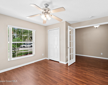 2467 Deercroft Drive - Photo Thumbnail 14