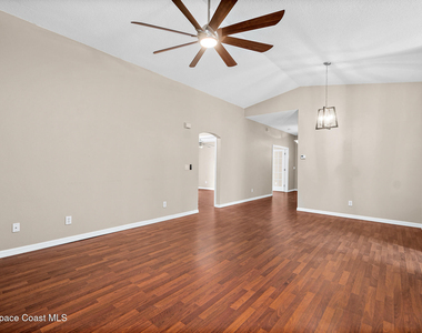 2467 Deercroft Drive - Photo Thumbnail 17