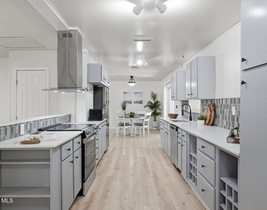 5950 Ackard Avenue - Photo Thumbnail 14