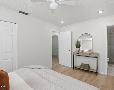 5950 Ackard Avenue - Photo Thumbnail 24