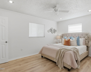5950 Ackard Avenue - Photo Thumbnail 22