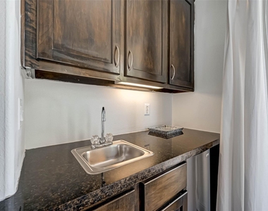 5202 Rose Street - Photo Thumbnail 35