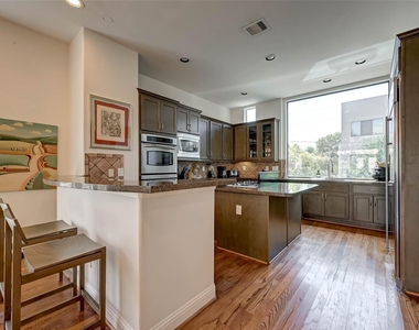 5202 Rose Street - Photo Thumbnail 10