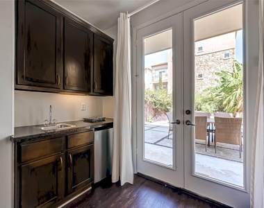 5202 Rose Street - Photo Thumbnail 34