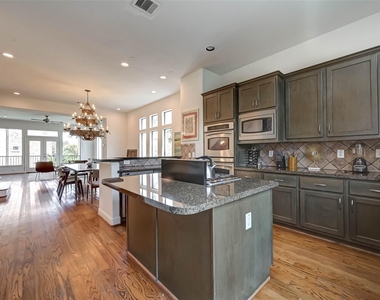 5202 Rose Street - Photo Thumbnail 8