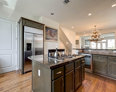5202 Rose Street - Photo Thumbnail 12