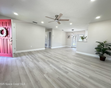 922 S Carolina Avenue - Photo Thumbnail 3