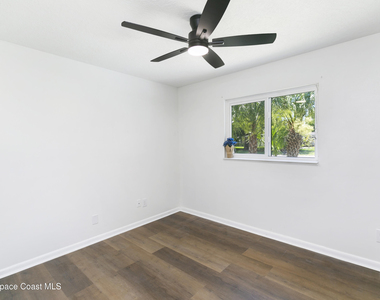2122 Michigan Avenue - Photo Thumbnail 12