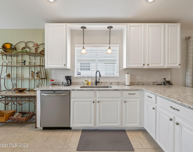 7163 Egbert Street - Photo Thumbnail 8