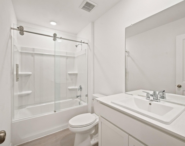 702 Umbrella Tree Drive - Photo Thumbnail 18