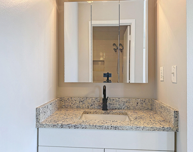 287 Nottingham Place - Photo Thumbnail 20