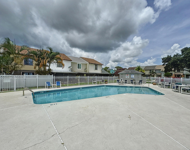 287 Nottingham Place - Photo Thumbnail 23