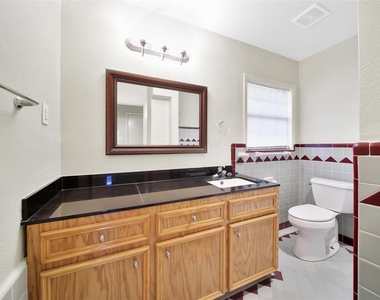 3315 S Braeswood Boulevard - Photo Thumbnail 19