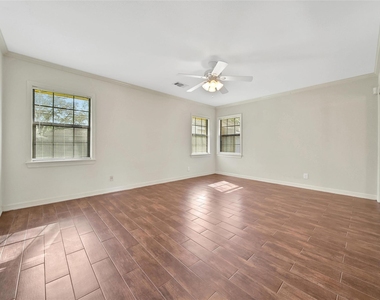 3315 S Braeswood Boulevard - Photo Thumbnail 14