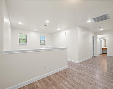 15623 Harris Canyon Lane - Photo Thumbnail 21