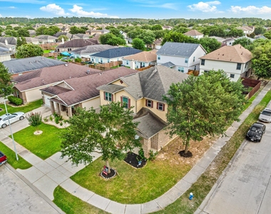 15623 Harris Canyon Lane - Photo Thumbnail 41