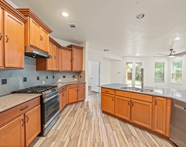 15623 Harris Canyon Lane - Photo Thumbnail 15
