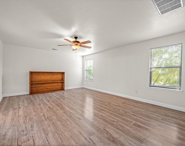 15623 Harris Canyon Lane - Photo Thumbnail 22