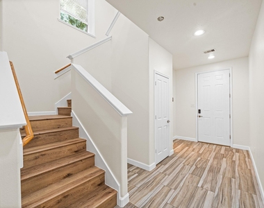 15623 Harris Canyon Lane - Photo Thumbnail 6